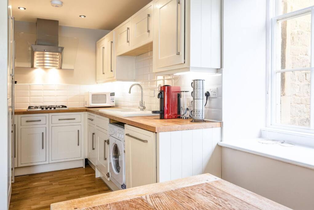 Stunning 2 Bedroom Apartment In Converted Chapel Bath Eksteriør bilde