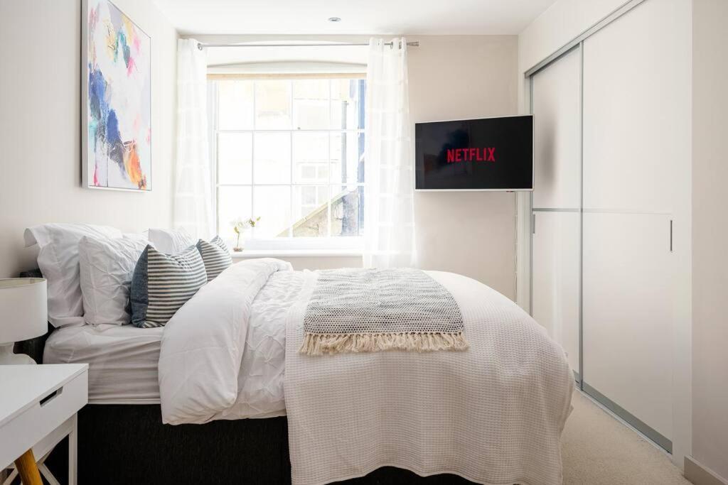 Stunning 2 Bedroom Apartment In Converted Chapel Bath Eksteriør bilde